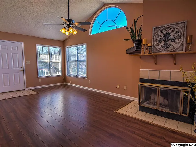 192 Waters Edge Ln — Photo 5