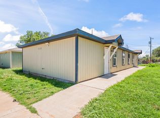 113 36th St, Lubbock, TX 79404