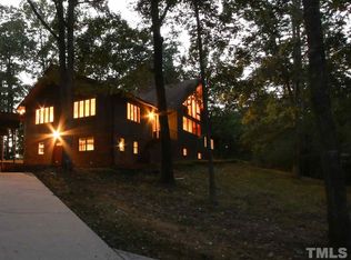 2308 Honeysuckle Rd, Chapel Hill, NC 27514