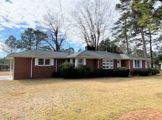 300 W New Hope Rd, Goldsboro, NC 27534