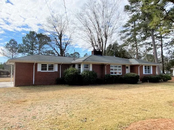300 W New Hope Rd, Goldsboro, NC 27534