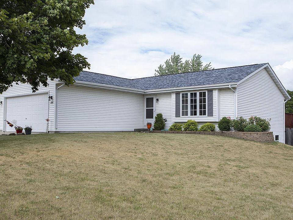 709 Brookstone Way Watertown WI 53094 Zillow