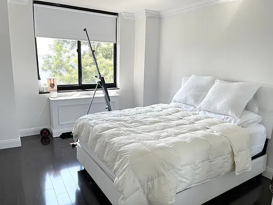 Rented by Battery Park Realty | media 14