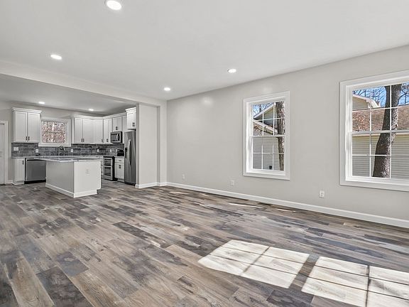 2nd image of 37191 Main Sail Ct