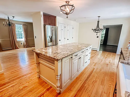 10 Herrick Rd Photo 1