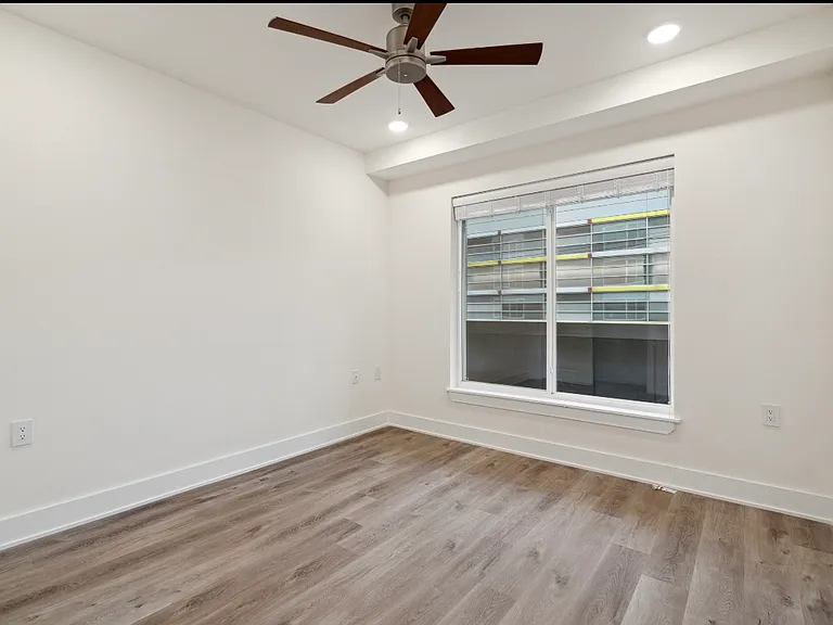 1148 N 2nd St #4I — Photo 12