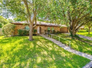 1405 Ems Rd W, Fort Worth, TX 76116