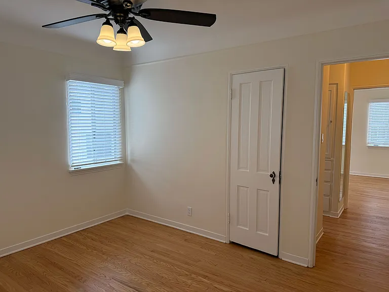 617 W Glenoaks Blvd #617 — Photo 34