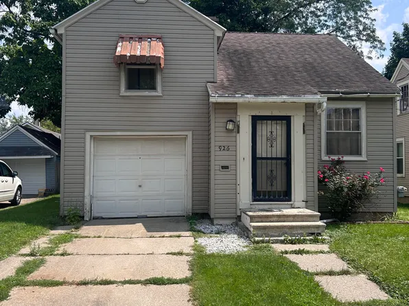 926 Cawood St, Lansing, MI 48915