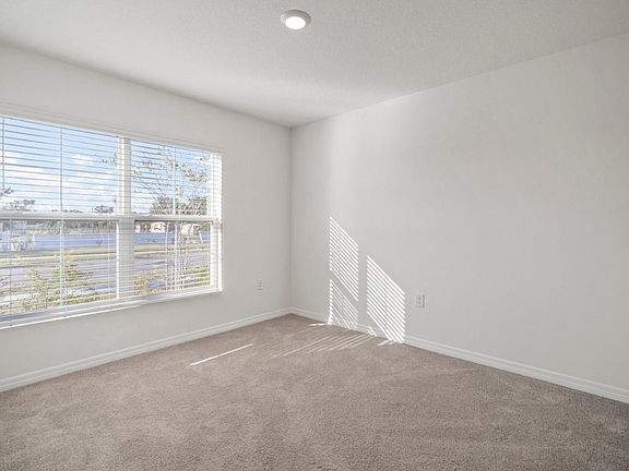 3rd image of 810 Tidal Rock Ave