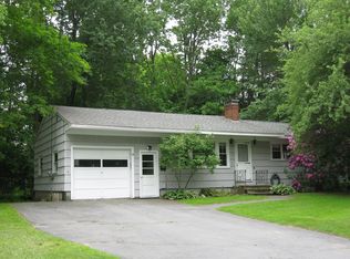 5 Spruce Ln, Gorham, ME 04038