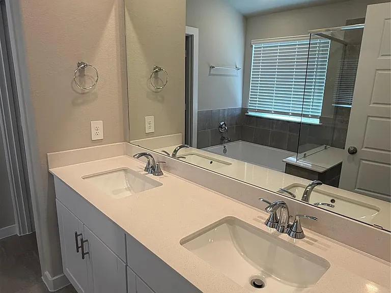 1484 Waggoner Ranch Trl — Photo 15