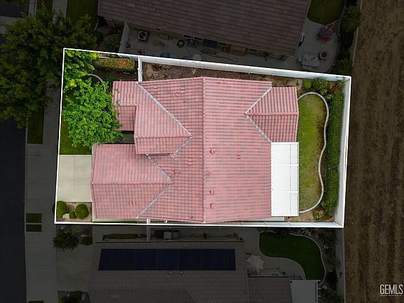 3rd image of 12009 French Park Ln