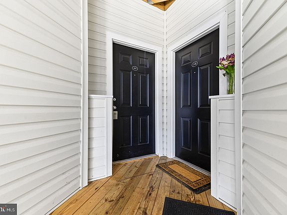 3rd image of 22725 Thimbleberry Sq Unit 202