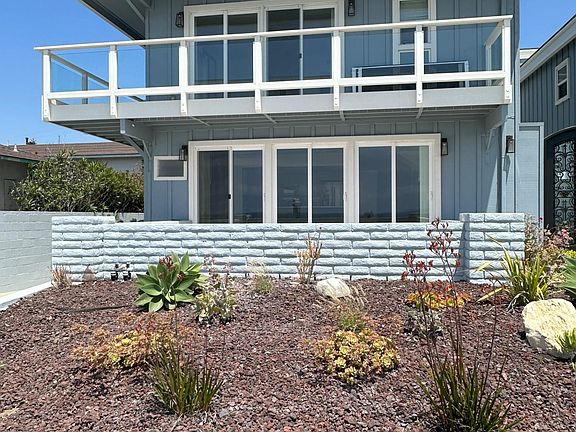 2nd image of 320 Paseo De La Playa APT B
