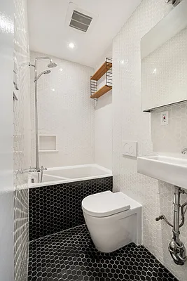 Sold by Compass | media 7