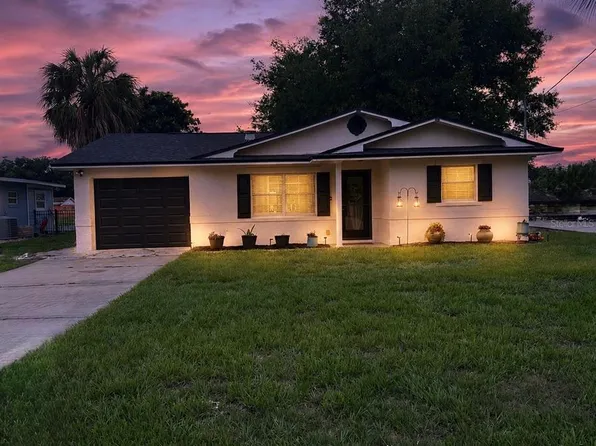 26625 Bimini Dr, Tavares, FL 32778