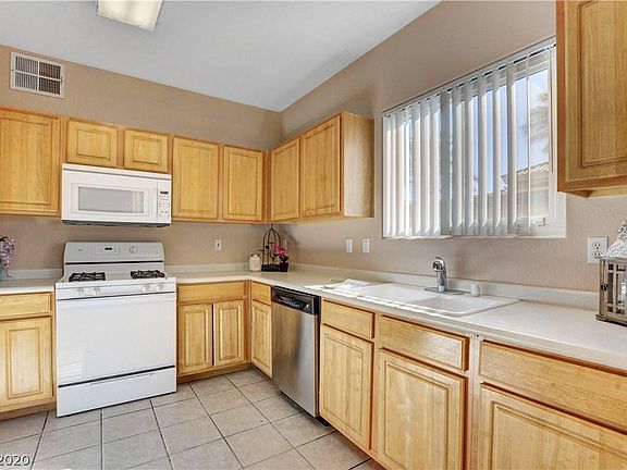 3rd image of 6164 Pine Villa Ave Unit 104