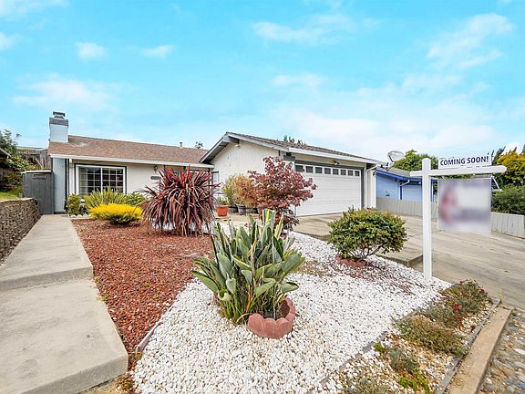 4th image of 22633 Mossy Rock Dr