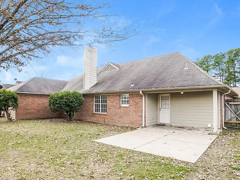 5618 Heather View Dr — Photo 15