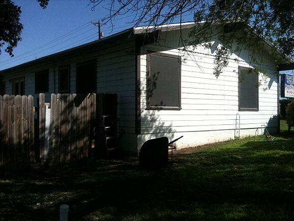 4th image of 1522 S State Highway 46