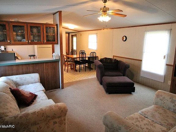 2nd image of 3088 W Buck Dr