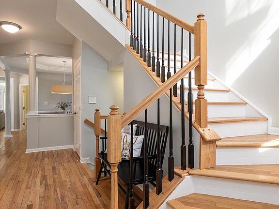 3rd image of 14856 Links Pond Cir