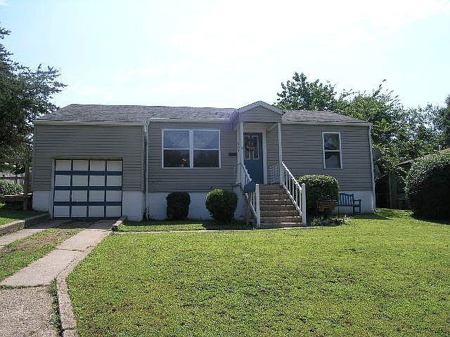 1st image of 624 Chapman St