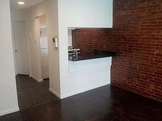 Sold by Big Apple NYC | media 10