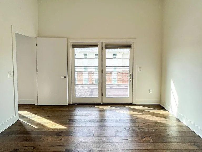 Old Trail Heights Apartments — Photo 31