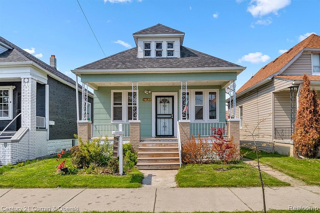 2393 Botsford St, Hamtramck, MI 48212 Zillow