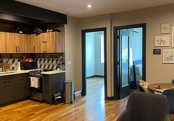 5th image of 2823 Snyder Ave #4G