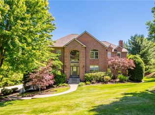 301 Bunker Hill Dr, McMurray, PA 15317