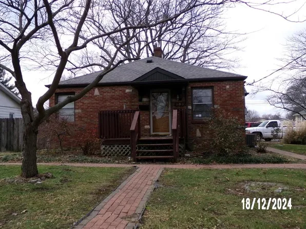 909 Portland Ave, Collinsville, IL 62234