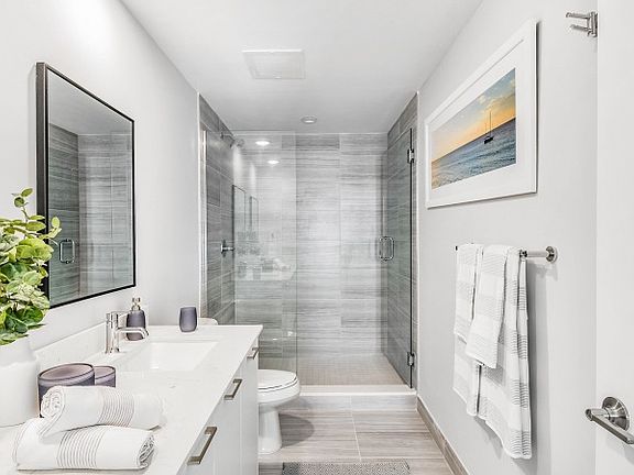 5th image of 300 Kings Point Dr #1502