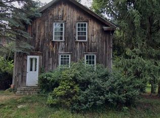 11 W Main St, Hopkinton, MA 01748