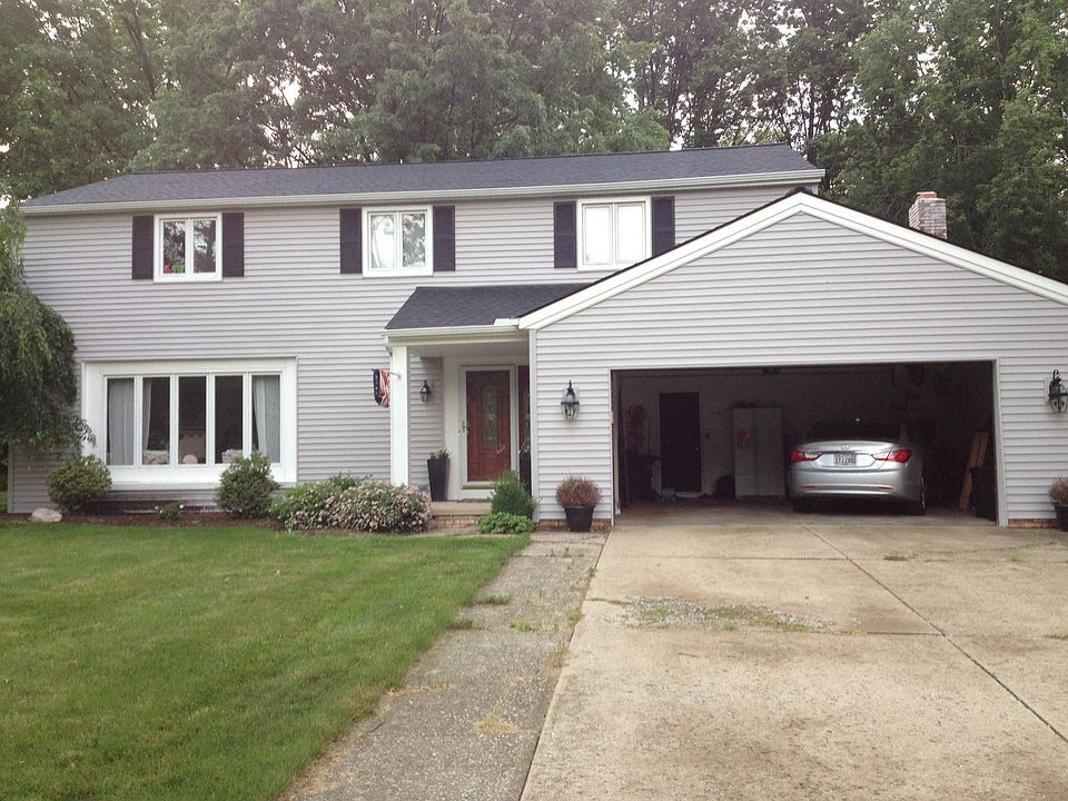 1st image of 32724 Redwood Blvd
