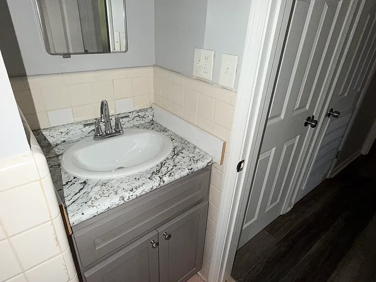 1403 Edgewood Dr — Photo 23