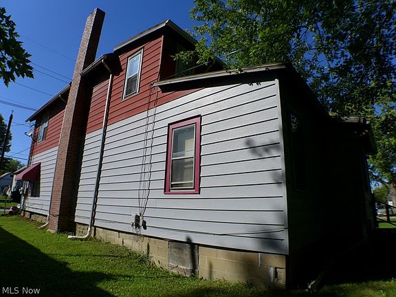3rd image of 451 Tod Ave S