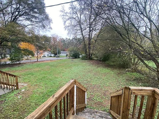 6328 Rockwell Blvd #B — Photo 11