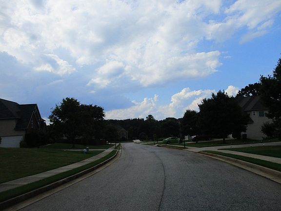 5th image of 8108 Powhattan Ct