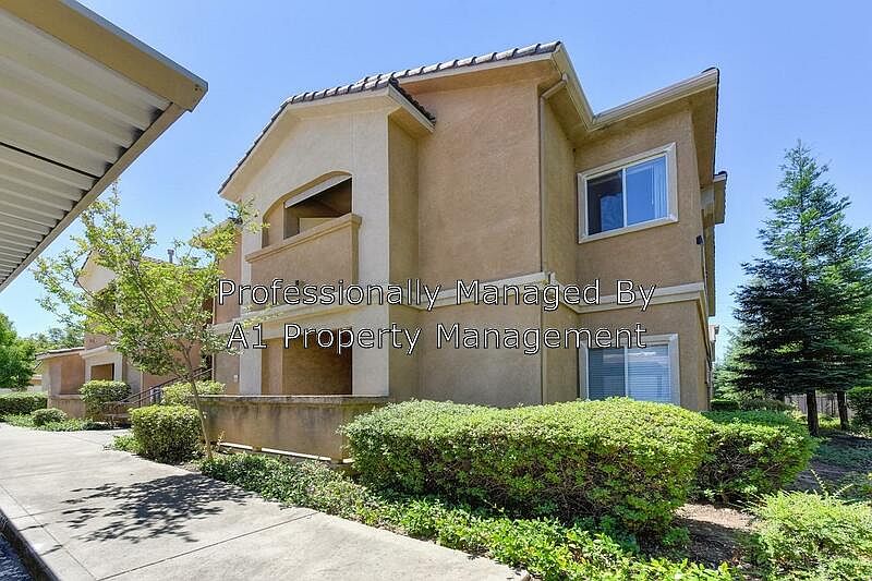 1st image of 501 Gibson Dr APT 1413