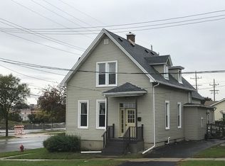 100 Vine St, Aurora, IL 60506