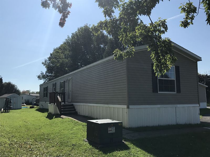 1st image of 2205 Cotswold Ct