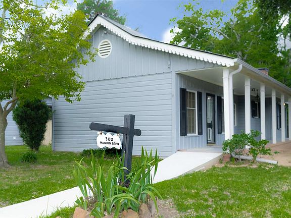 2nd image of 300 Marion Dr