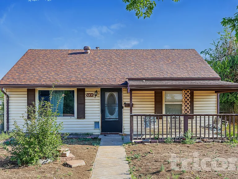 5205 E 60th Way — Photo 1