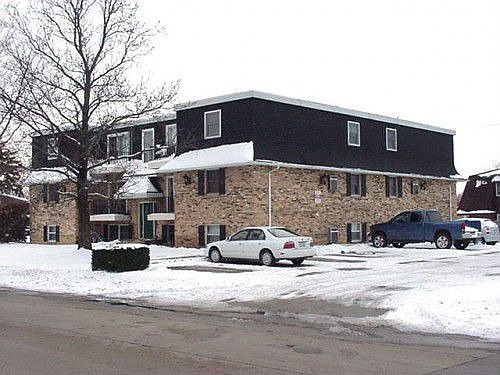 2nd image of 1680 University Dr
