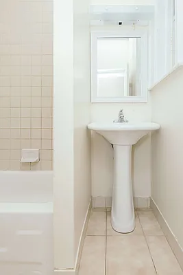 Rented by Nooklyn NYC LLC | media 45