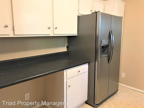 5th image of 2510 Netherwood Dr