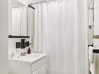 Rented by Rachel Realty